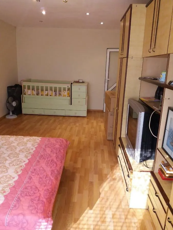 Comfortable 2-Bedroom Apartment Burgas 0*,